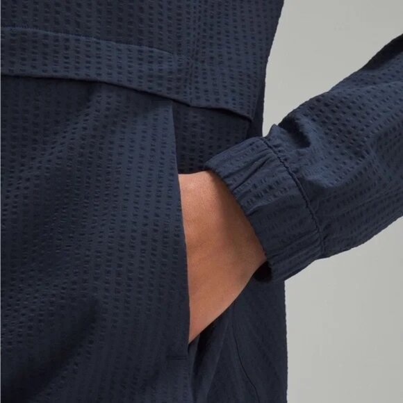 Lululemon True Navy Pack Light Pullover - Picture 3 of 4